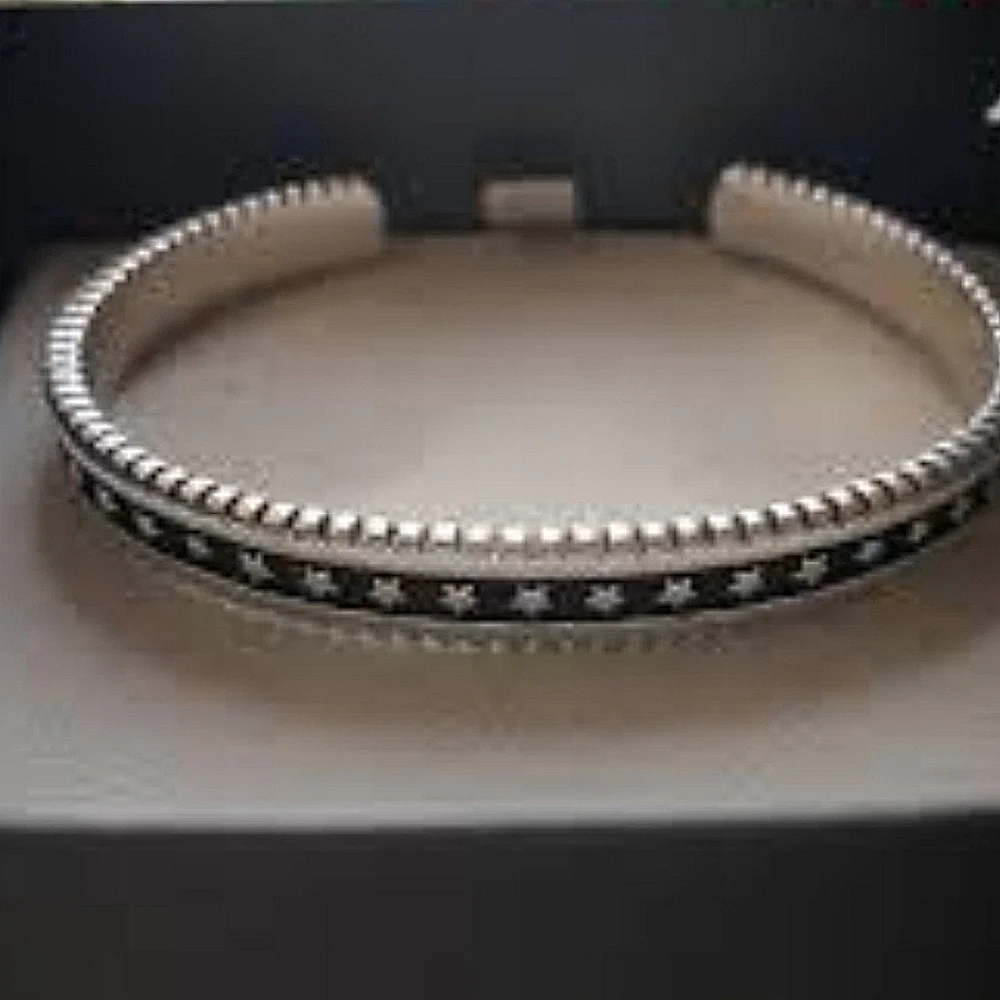 NEW Unisex Engraved Black & Silver Star Cuff Bracelet, Adjustable‎